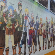 『空の軌跡』登場キャラ“50人超え”の身長差イラストが圧巻！国内メディアも“ほぼ初見”の超貴重アイテムもブースに展示【TGS2025】