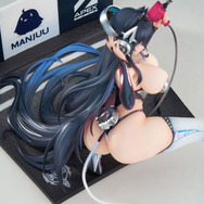 本当に“レースクイーン衣装”で済むんですか！？『アズレン』より「ストラスブール」が着せ替え「謡精舞うサーキット」の姿で立体化―圧倒的肌面積