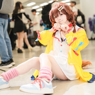 まひな（X：@mahina_cos）　