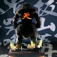 ゲーム画面そのまま過ぎる再現度！『スト6』より「豪鬼」が1/4スケールスタチューとなって見参―瞬獄殺に“天”の背中も決まる