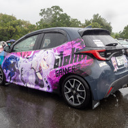 人気VTuberにウマ娘、初音ミクまで！雨にも負けなかった痛車＆痛バイクを取材【第九回 天下無双 東西最強痛車決戦 フォトレポ】
