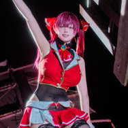 宝鐘マリン「ホロライブ」／るーみ（X：@love1loooomy）、撮影：まさる（X：@masaru_cos）