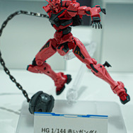 「機動戦士ガンダム ジークアクス」新作ガンプラ「HGハンブラビ」発表！「BANDAI SPIRITS」ブースでジオン脅威のMS群が一挙展示【イベントレポート】