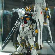 「PGU νガンダム」から「フルアーマーZZガンダム Ver.Ka」、「グスタフ・カール00型」まで、宇宙世紀を駆け抜けたMSの展示が熱い！【イベントレポート】