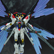 「HG ストフリ弐式」に「サンドロック改」、ガンダム45周年の「初音ミク×ダブルオーガンダム」フィギュアまで新作目白押し！【イベントレポート】