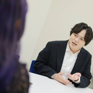 難解な局面を親切&分かりやすく伝えるテク―『シャドバ』公式大会でお馴染みの解説陣「まる」×「海老原」が語るこだわりと、配信がもっと楽しくなる裏側