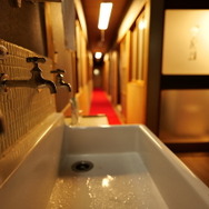 『SILENT HILL f』の舞台を聖地巡礼してみた―ゲームの世界まんまの昭和レトロな「筋骨めぐり」に大興奮！Steam Deckで遊ぶ“最適プレイスポット”も探してみたぞ【前編】