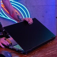 MSIゲーミングノート「Cyborg 15/17 B2RW」×『サイバーパンク2077』で叶える、本物の“没入（ジャック・イン）”。最高のプレイ環境で、コスプレイヤーと共にナイトシティを駆けてきた