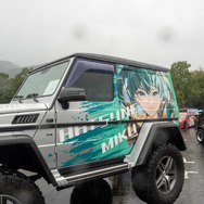 ベンツやレクサス、往年のスポーツカーまで集結！雨に負けじと会場を盛り上げた痛車まとめ【第九回 天下無双 東西最強痛車決戦 フォトレポ】