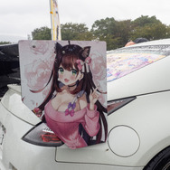 ベンツやレクサス、往年のスポーツカーまで集結！雨に負けじと会場を盛り上げた痛車まとめ【第九回 天下無双 東西最強痛車決戦 フォトレポ】