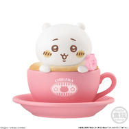 「ちいかわ」たちが、ラテアートになっちゃった!小物入れにもなる食玩「キャラテアートケース」全8種がどれも可愛い