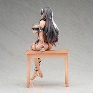 大胆な衣装が光沢感でより過激に…!『勝利の女神:NIKKE』から「ロザンナ:シックオーシャン」が1/7スケールフィギュア化