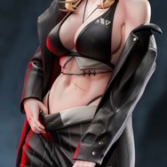 知的なスーツと肉体のギャップが美しい…『勝利の女神:NIKKE』より「グレイブ」がコスチューム“ビューティフル・ユー”姿で立体化