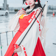 博麗霊夢/東雲まりあ(X:@Usamochi_love)