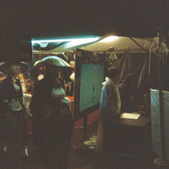 『勝利の女神:NIKKE』ブース