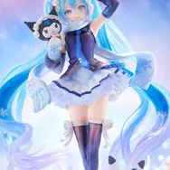 「雪ミク」×「クロミ」フィギュアが幻想的！ツインテールにはクリアパーツ、衣装はパール塗装により美しく変化