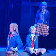 舞台「ヘブンバーンズレッド」ゲネプロレポート─「第31A部隊」が現実の“舞台”に立つ。ゲームでは決して見られない舞台版ならではの魅力に惹き込まれる！