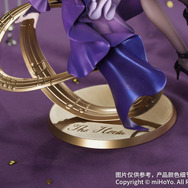 『崩壊：スターレイル』から「マダム・ヘルタ」がフィギュア化！メタリック塗装の台座は楽譜をかたどったレリーフ仕様