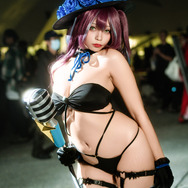 阿古屋真珠（eeo Store 池袋本店コラボ衣装）「魔法少女にあこがれて」／Kadorin 仁美（Instagram：kadorin.hitomi）【タイ】