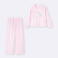 GUから「ハローキティ＆ポムポムプリン」のコラボコレクション登場！スウェットやふわふわな“なりきり”ルームウェアが可愛い