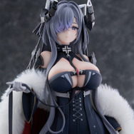 リアルファー仕様の豪華な衣装が、威厳と気品を際立たせる！『アズレン』より「アウグスト・フォン・パーセヴァル」が存在感ある1/6スケールで立体化