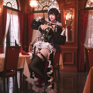 ミハラ（カフェコラボ衣装）／はる（X：@harushiki55）、撮影：まさ（X：@papio3821）