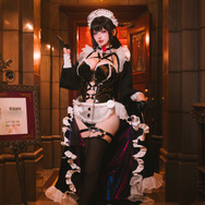 ミハラ（カフェコラボ衣装）／はる（X：@harushiki55）、撮影：まさ（X：@papio3821）