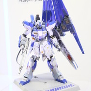 「Hi-νガンダム」がMETAL BUILDに再臨！ファンネルの背負い方がνガンダムを思わせる“2026（仮）Ver.”として商品化