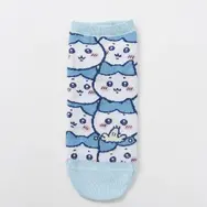 「ちいかわ」たちのトイレシーンがシュールで可愛い！インパクト抜群のソックス新商品デザイン全8種ラインナップ