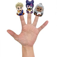 魚肉ソーセージを頬張るイングリッドに注目！『スト6』人気キャラが指人形にーデザインは「がんばれジュリちゃん」の観虐氏