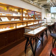 シルバー製のオトモアイルーが豪華…！『モンハンワイルズ』300体限定で予約受付中―ルアーやどんぐりのパーツは揺れるこだわり