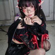 創作サキュバス／ななぴんく（X：@nanapink_japan）