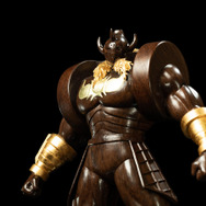 お値段約44万円の黒光りから放つ威圧感…！「キン肉マン」より「悪魔将軍」が“黒檀”と金箔を使用した豪華仕様で木彫りフィギュア化