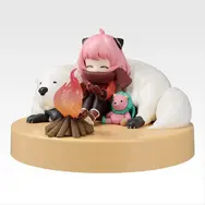 アーニャ＆ボンドの焚火ライトフィギュアに癒される…「SPY×FAMILY」キャンプがテーマの一番くじ全ラインナップをチェック