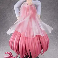 『アズレン』お値段約36万円の「ブレマートン」等身大胸像が凄い…！ケッコン衣装、大胆な脇見せポーズを圧巻のサイズで楽しめる