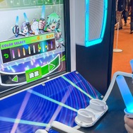 ライブのように“ペンラ”を振れ振れ！『PENLALIVE』は新感覚なペンライトリズムゲーム【アミューズメント エキスポ】