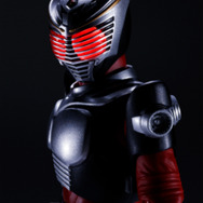 「仮面ライダー龍騎」S.H.Figuarts（真骨彫製法）が再販決定！インパクト抜群のシーンが決まる「ドラグレッダー」セットは抽選販売へ