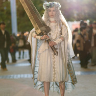 Lyre「レヴェナント：蘇えりし者」／Adele Lave Cosplay（X：@AdeleLave_Cos）