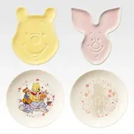 一番くじ「くまのプーさん」“冬の日”テーマのグッズに癒される…！風船につかまったプーさんの壁掛け時計など、全ラインナップ公開