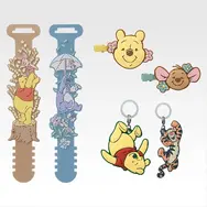 一番くじ「くまのプーさん」“冬の日”テーマのグッズに癒される…！風船につかまったプーさんの壁掛け時計など、全ラインナップ公開