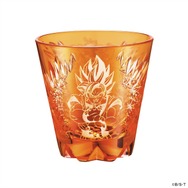 孫悟空とベジータの必殺技を江戸切子で表現！「ドラゴンボールZ」モチーフの高級グラスが限定販売