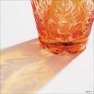 孫悟空とベジータの必殺技を江戸切子で表現！「ドラゴンボールZ」モチーフの高級グラスが限定販売