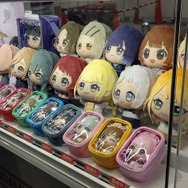 『アイマス』合同ライブ「MOIW2025」に“アイ”が集まる！「のぼり」や「痛車」など会場周辺施策をレポート