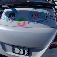 『アイマス』合同ライブ「MOIW2025」に“アイ”が集まる！「のぼり」や「痛車」など会場周辺施策をレポート