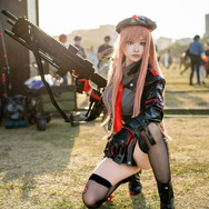 ラピ『勝利の女神：NIKKE』／小楠（Instagram：naaaaaaam_cos2023、X：@Naaamuumm）