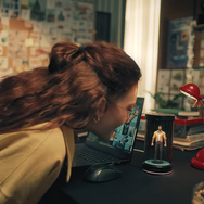 美少女や『LoL』伝説プレイヤーがゲーミングライフをサポート！？Razerの卓上AIコンパニオンが近未来的