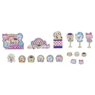 「ちいかわ」クリアで厚みのあるおはじき風も！“ＤＩＮＥＲ”テーマのシール4商品が本日1月22日13時よりしまむらオンラインストアに登場