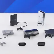「PS」歴代ハード7機がミニチュア化！ポケステや『みんゴル』『ブラボ』ほか、コントローラーを握れる手など豪華セット