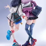 トリダモノ氏が描く「宝多六花＆新条アカネ」！キャラ×イラストレーターによる“コラボフィギュア”予約開始―2人セットには「手繋ぎパーツ」も付属