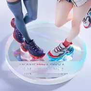 トリダモノ氏が描く「宝多六花＆新条アカネ」！キャラ×イラストレーターによる“コラボフィギュア”予約開始―2人セットには「手繋ぎパーツ」も付属